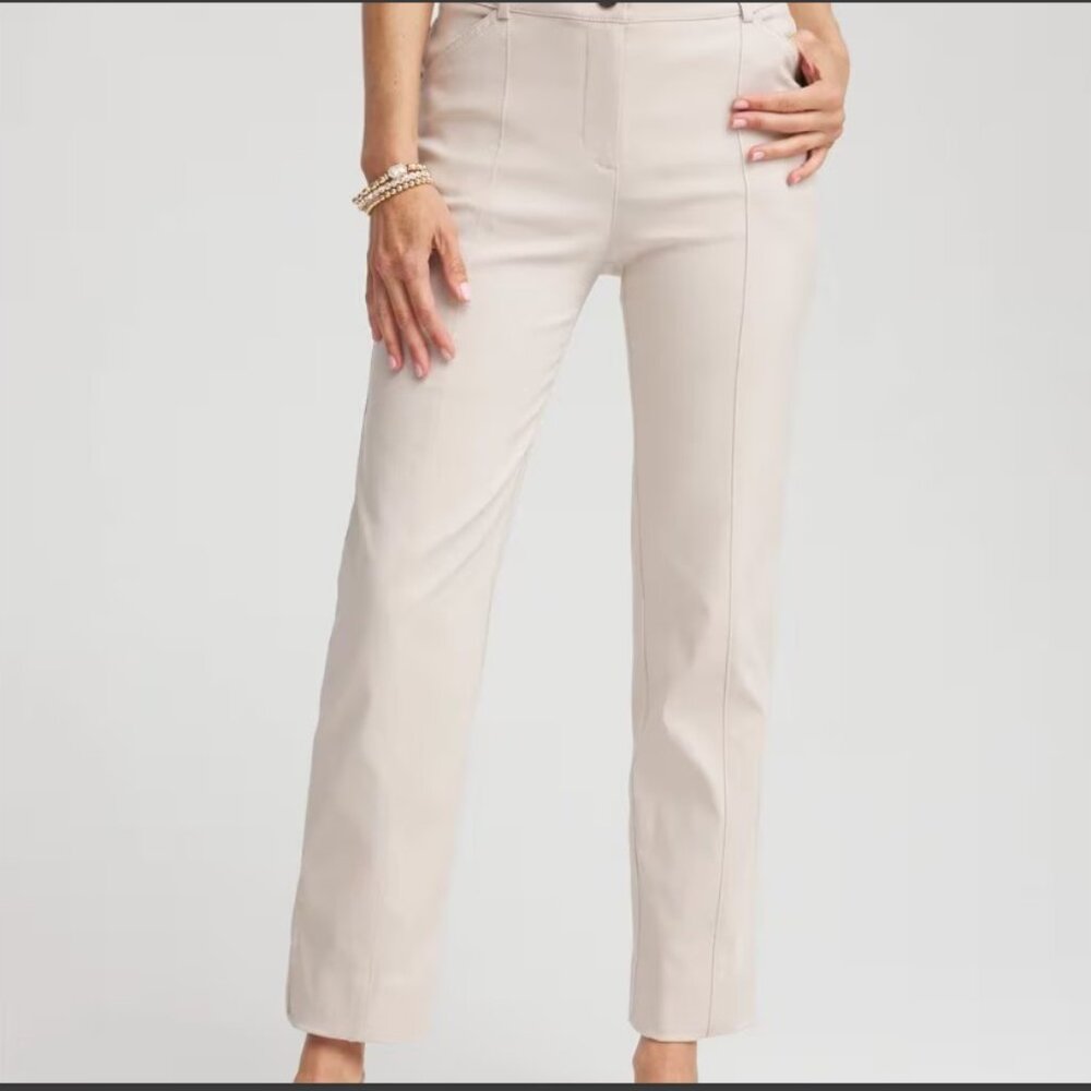 Chicos Size 2.5 Stretch Ankle Pants